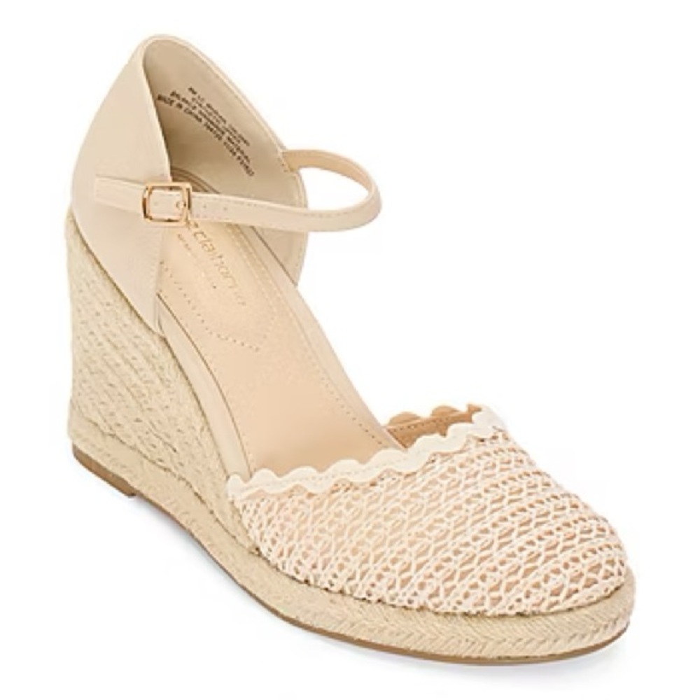 Liz Claiborne Size 11 Women's Cream Espadrille Wedge Sandals with Ankle Strap
